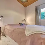 Maison Tour De Mare By Interhome Сasa de vacaciones Fréjus