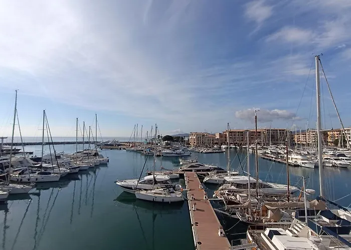 Holiday home Maison Tour De Mare By Interhome *
